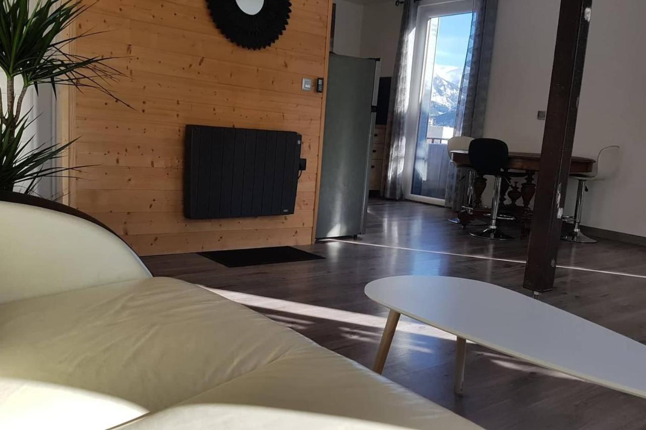 Logement Entier: Appartement. Modane Esterno foto